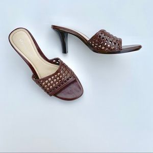 NWOT Etienne Aigner Brown Woven Top Healed Sandal